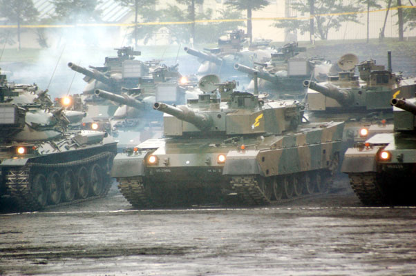 富士学校・富士駐屯地開設52周年記念行事