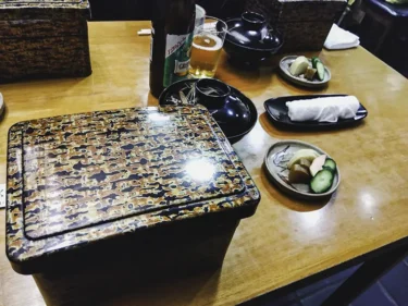 198円弁当と覇気のない国を考える。特上ウナギを喰い食いながら